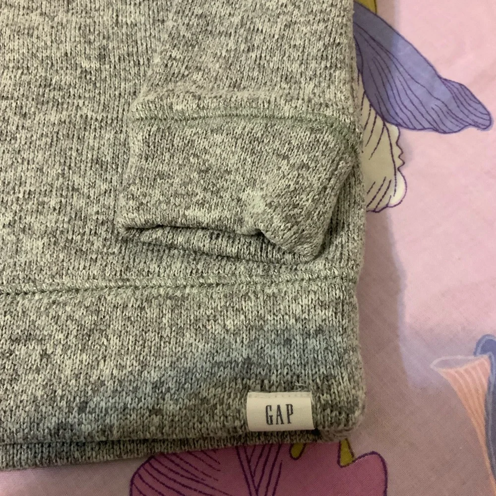 Like New Baby Gap Knit 1/4 Zip Gray Sweater Unisex